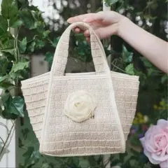 Herlipto Rose Straw Tote Bag ノベルティのサムネイル