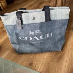 COACH デニム トートバッグのサムネイル