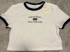 【新品】Calvin Klein 半袖Ｔシャツ ショート丈　ホワイト×ネイビーのサムネイル