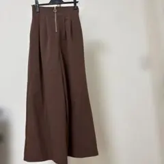 新品アルシーブワイドパンツ
