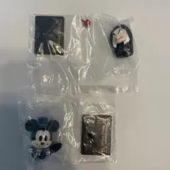 ディズニー　ミッキーマウス カプセルトイ 2個セット