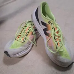 New Balance フォーエルセルパルス 24.5㎝
