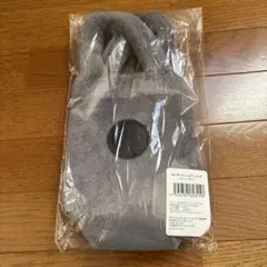 スターバックス ホリデー2025 ボトルショルダーバッグファーグレー