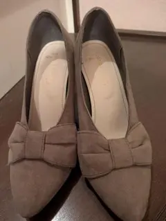 Couture Brooch（クチュールブローチ）」パンプス 24.5cm