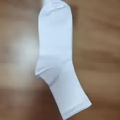 無地ホワイトソックス