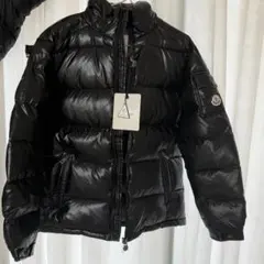 ブラック ダウンジャケット フード付き