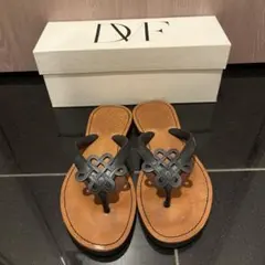 ア*ス様 Diane von Furstenberg ブラックサンダルのサムネイル