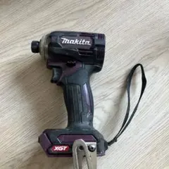 Item thumbnail for item 3f2d6746-0095-4a52-b4ac-f09cd6091241