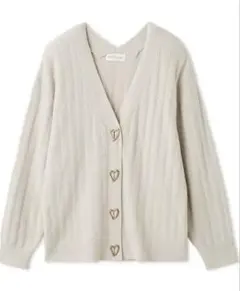 【新品タグ付】オープンハート付き「Warm Misty」カーディガン　アイボリー