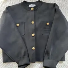 【新品タグ付き】(ブラック)arpage story ビジュー付きカーディガン 衿ビジューカーデ | カーデ | Arpege story（アルページュストーリー