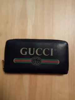 GUCCI ラウンドジップ長財布 ブラック