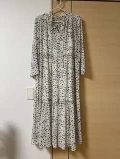 Mila Owen 花柄ワンピースのサムネイル