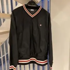 お値下げしましたChampion ブラック Vネック ナイロンジャケット L