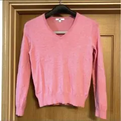 UNIQLO Vネックセーター　綿90%カシミア10%【セール中】