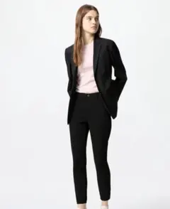 Item thumbnail for item 008e7315-3907-44ae-bb7a-bef48e98d4ee