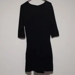 古着　ロペピクニック　黒色のシックなワンピースパンツ　オールインワン　サロペット