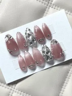 ネイルチップ　アーモンド　埋め尽くし　ピンク　マグネット　ワンホン