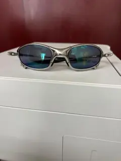 希少OAKLEY Fuel cell サングラスブルーミラーレンズ - メルカリ