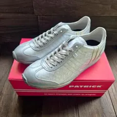 新品 パトリック パミール ハク 銀 ユニセックス メンズ レディースのサムネイル