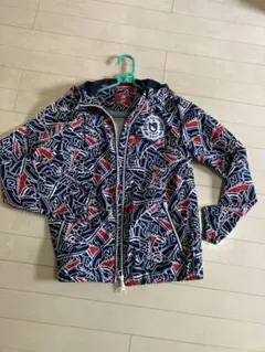 ニューバランス　ブルゾン