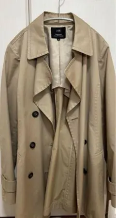 ベージュ トレンチコート