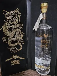 Royal Dragon SUPERIOR VODKA 5X DISTILLEDのサムネイル