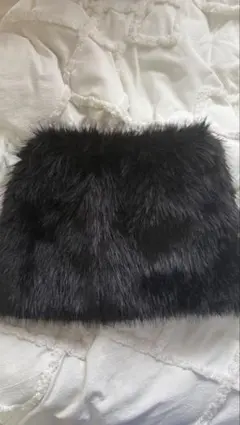 黒フェイクファースカート