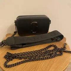 MARC JACOBS ブラック ショルダーバッグ