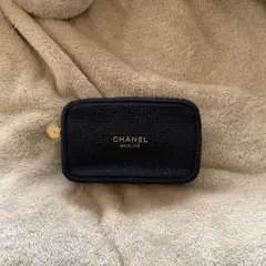 CHANEL BEAUTE ネイビー ポーチ　2025限定