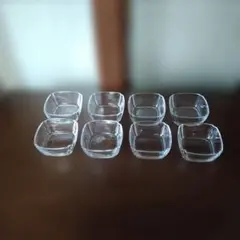 ガラス製　四角形　小皿　8個セットのサムネイル