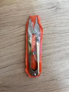 糸切りばさみ