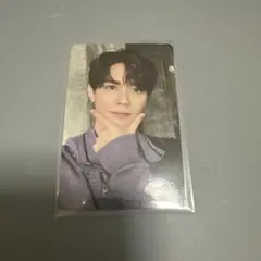 Item thumbnail for item b4e40b51-8bb8-453b-8ddc-f643c55f8a51