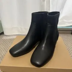 Item thumbnail for item b9e3157a-66ae-4e38-b77e-bbe65da0f97b