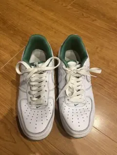Nike Air Force 1 ホワイト/グリーン　25.5cm