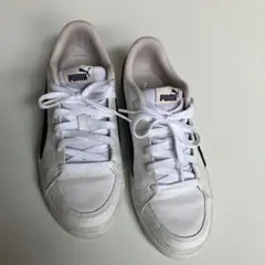 Puma ホワイト/ネイビー スニーカー