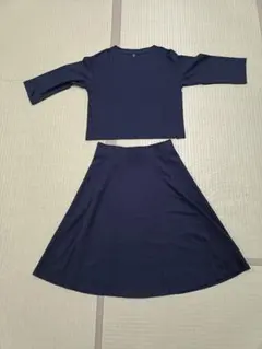 UNIQLO　セットアップ トップスとスカート