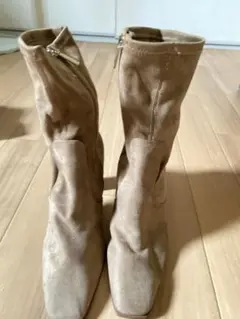 ベージュ スエード ファスナー付き ロングブーツ