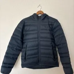 アンダーアーマー　フード付き ダウンジャケット