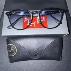 Ray-Ban RB4259F 601/19 ライトブルー サングラス