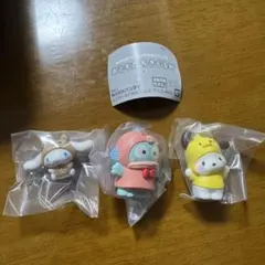 【サンリオ】おともだちきぐるみフィギュア　シナモン・ハンギョドン・ポチャッコ