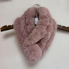 ピンク ファー マフラー ボンボン付き某百貨店購入　お値下げしましたこの機会に。