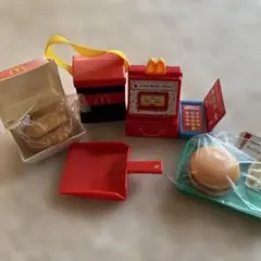 マクドナルド ハッピーセット ミニチュアおもちゃ４種