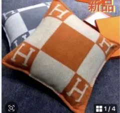 新品Hクッションカバー 45 x45 cm白xオレンジ色（クッション付きません）のサムネイル