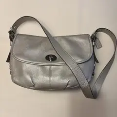COACH コーチ　F15170 ワンショルダーバッグ ターンロック　シルバー