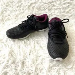 極美品✨リーボック EASY TONE スニーカー ブラック24.5