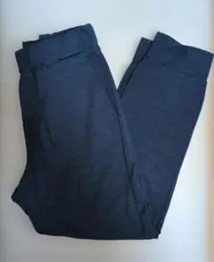 UNIQLO　ウルトラストレッチドライEXジョガーパンツ　130
