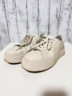 ZARA 本革　レザースニーカー　ホワイト