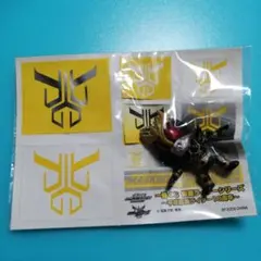 仮面ライダークウガ アルティメットフォーム ステッカー ストラップ賞 一番くじ