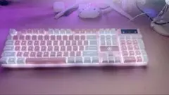 ゲーミングキーボード　ピンク