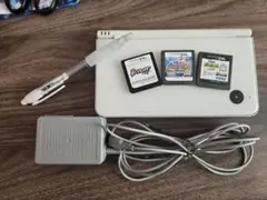 ニンテンドーDSi LL 本体/ゲームソフト3個
